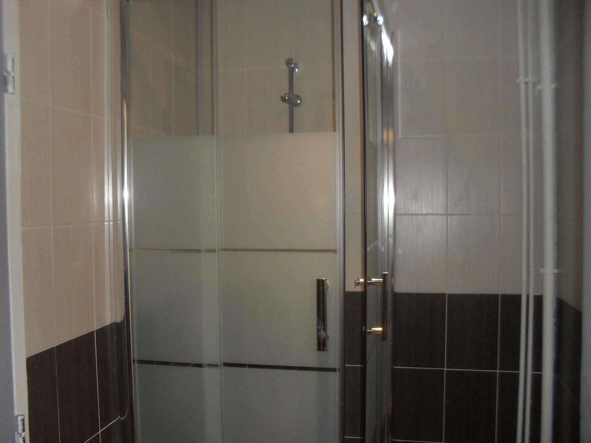 Hotel Montpellier Paris Eksteriør billede